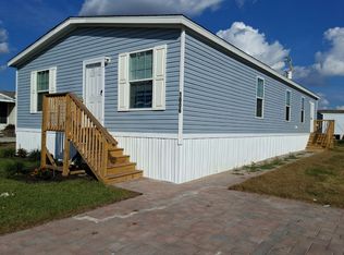 1006 Myakka Dr, North Fort Myers, FL 33917