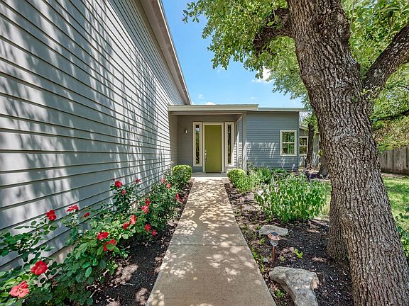 3rd image of 8307 Williamson Creek Dr