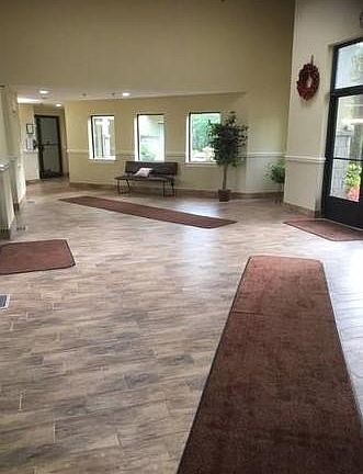 2nd image of 1204 Whitney Ave APT 206