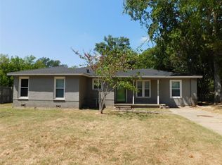 208 Reierson Ave, Athens, TX 75751