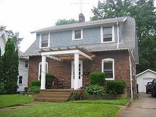 2nd image of 1650 16th St