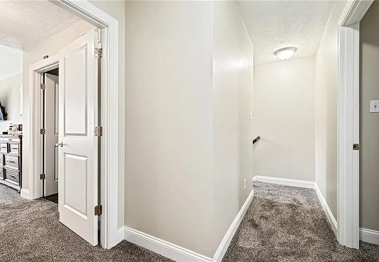 143 Aberdeen Ct — Photo 11