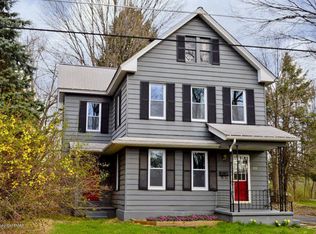 1136 Greenway Ave, Stroudsburg, PA 18360