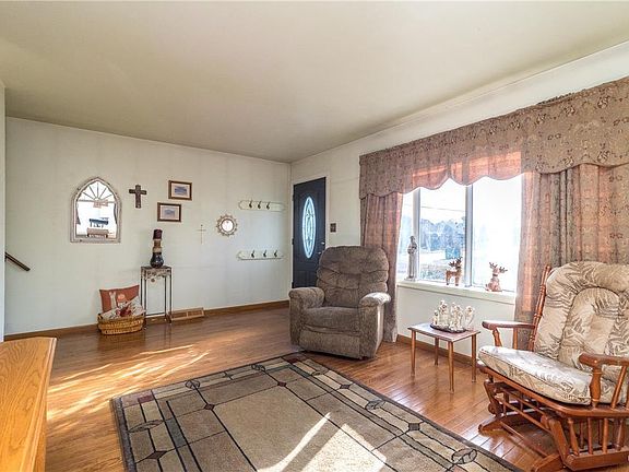 2nd image of 105 Wilden Dr
