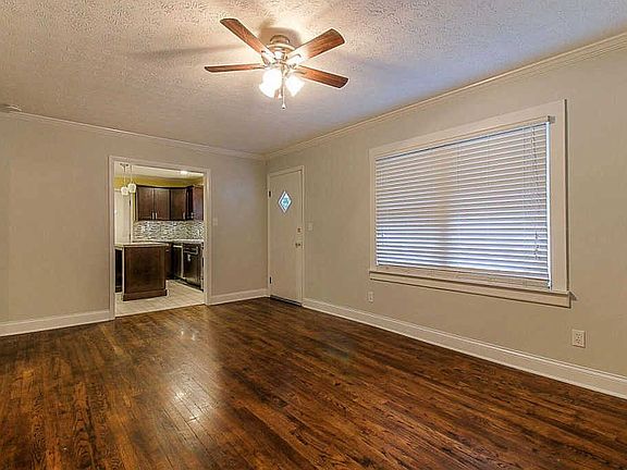 4th image of 110 John Hendren Ln