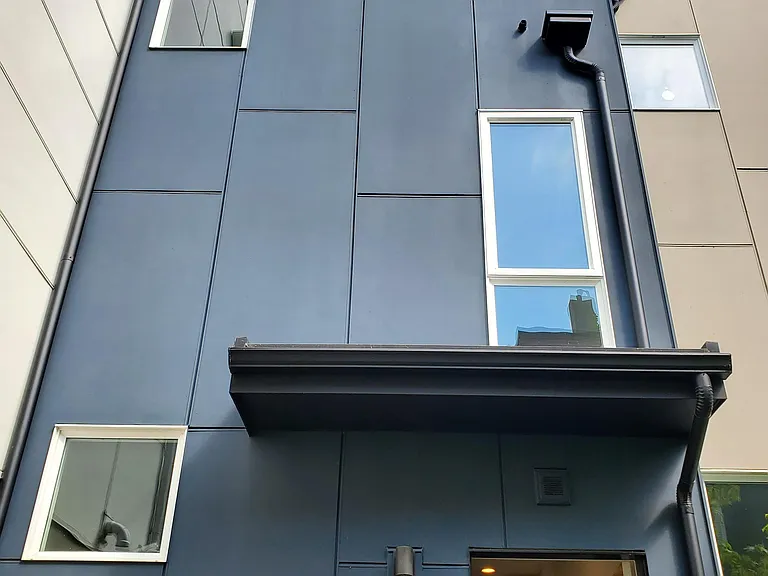 7433A 4th Ave NE — Photo 3