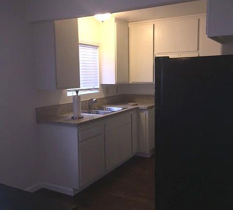 5th image of 5230 Driftwood St APT 7