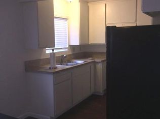 5230 Driftwood St APT 5, Oxnard, CA 93035