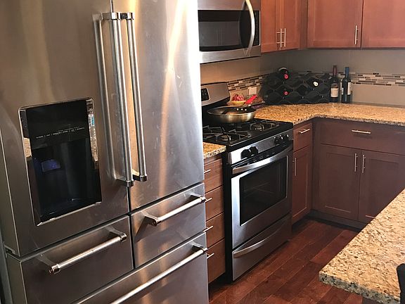 3rd image of 18725 138th Street Ct E