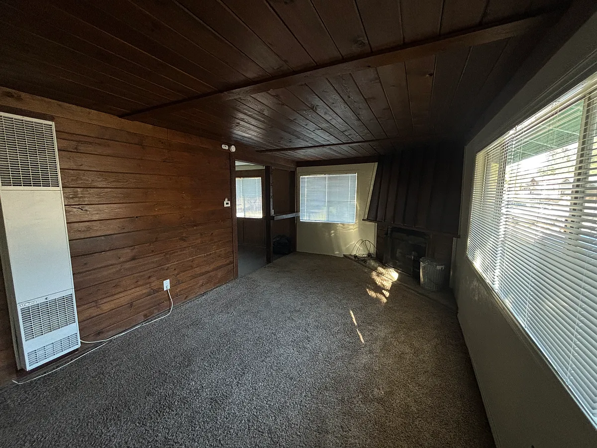 Building Photo - 433 Maltby Blvd