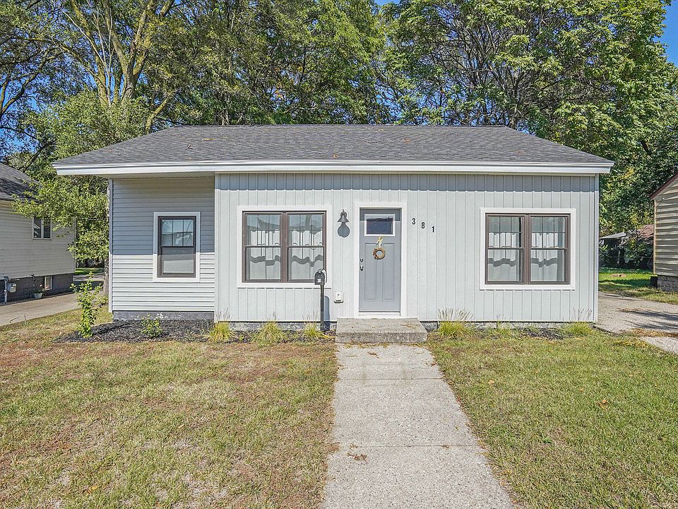 1st image of 381 W 22nd St