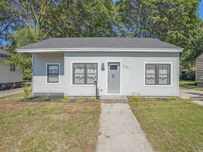 381 W 22nd St, Holland, MI, 49423
