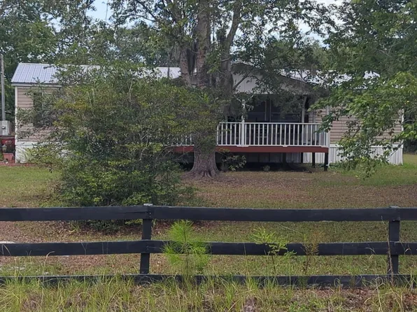 21193 Raybon Rd E, Nahunta, GA 31553
