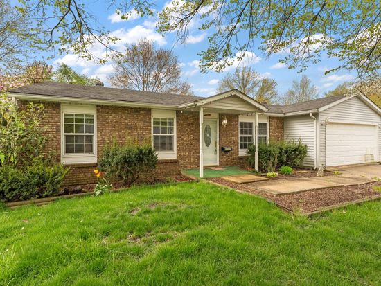 2109 Crockett Ave, Valparaiso, IN 46383