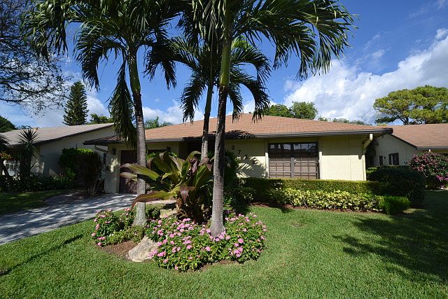 1st image of 2753 Begonia Ct