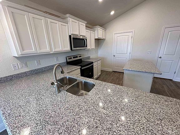 5th image of 2364 Privet Berry Dr