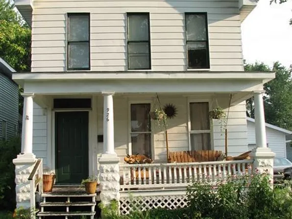 926 Pine St, Port Huron, MI 48060