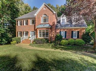 5900 Fox Crest Pl, Midlothian, VA 23112