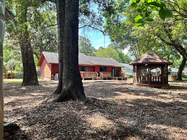 1279 Old Colony Rd — Photo 18