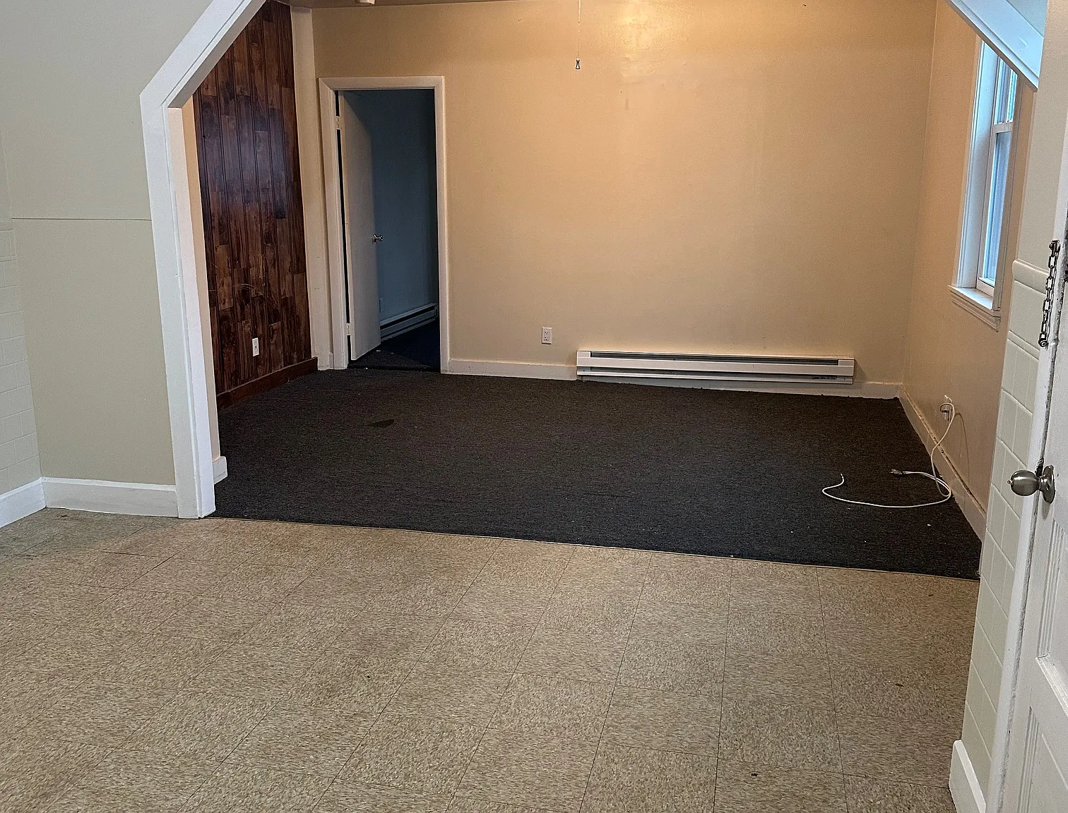86 Mammoth Road - 86 — Photo 4