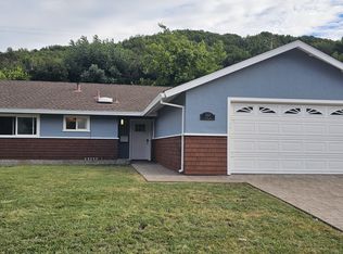 2525 Center Rd, Novato, CA 94947