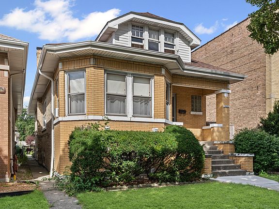 3rd image of 3052 N Major Ave