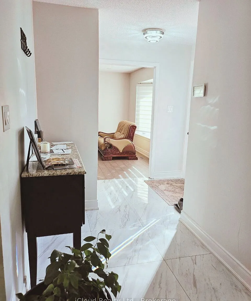 3 bed, $3,300 — Photo 4