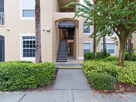 2nd image of 3224 Dante Dr Unit 101