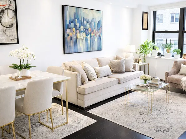 305 E 40th St APT 2M, New York, NY 10016