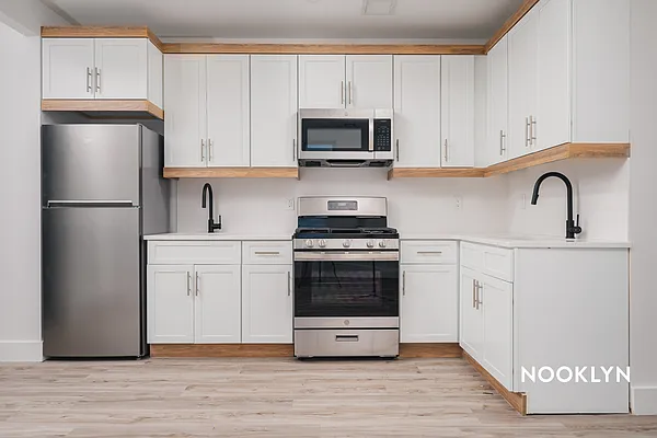 Rented by Nooklyn NYC LLC | media 2