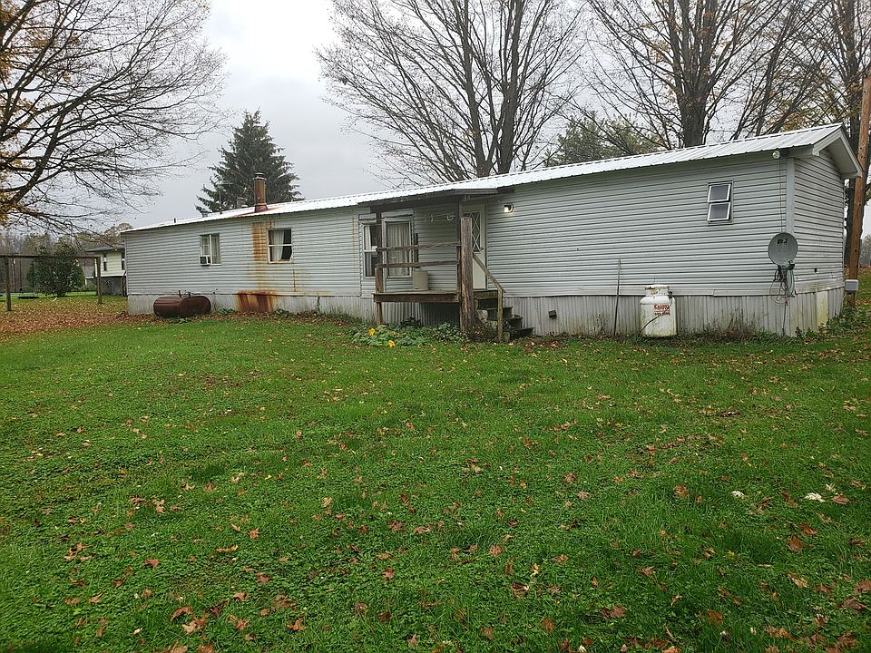 2nd image of 70 Cemetary Rd #Y