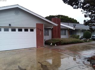 1165 Newport Ave SW, Bandon, OR 97411