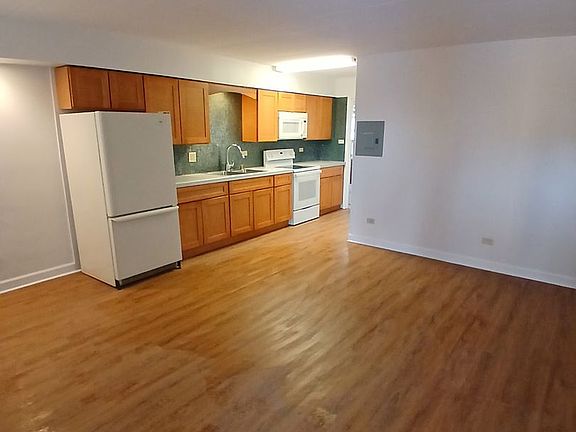 4th image of 1829 N 19th Ave APT 15