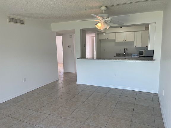 2nd image of 7175 A1a South A102