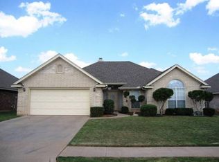 4807 Whisper Wind Dr, Wichita Falls, TX 76310