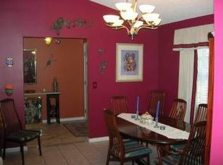 10419 Davis Rd, Temple Terrace, FL 33637