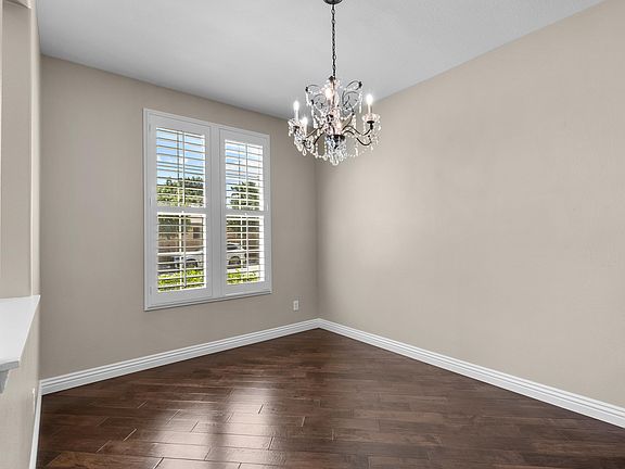 4th image of 40625 Eagleridge Ct