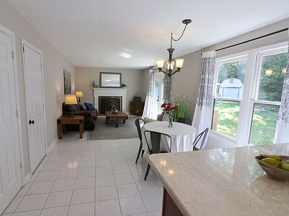 2nd image of 6158 River Forest Dr