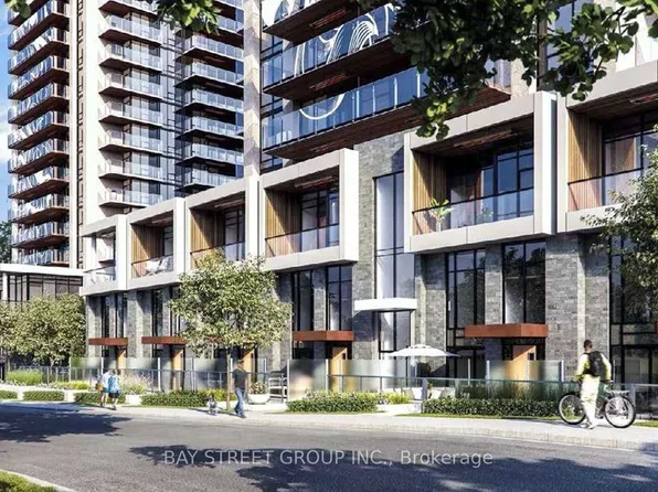 33 McMahon Dr #103, Toronto, ON M2K 0J4