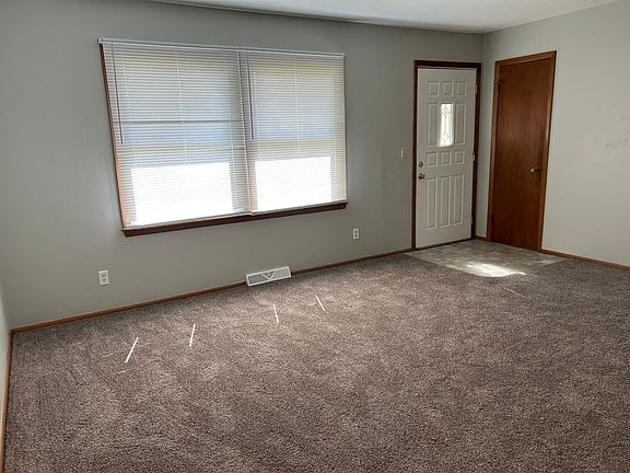 5th image of 3502 Welshire Dr