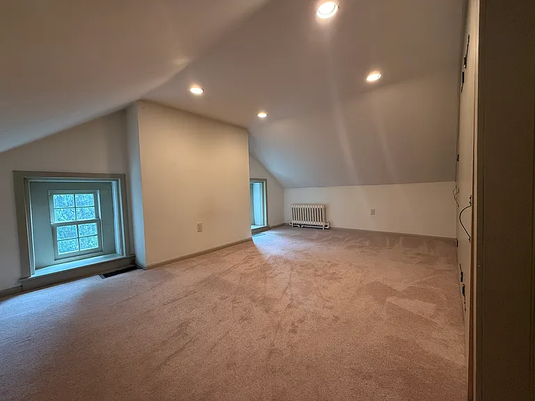 3rd fl 3rd bed rm -1