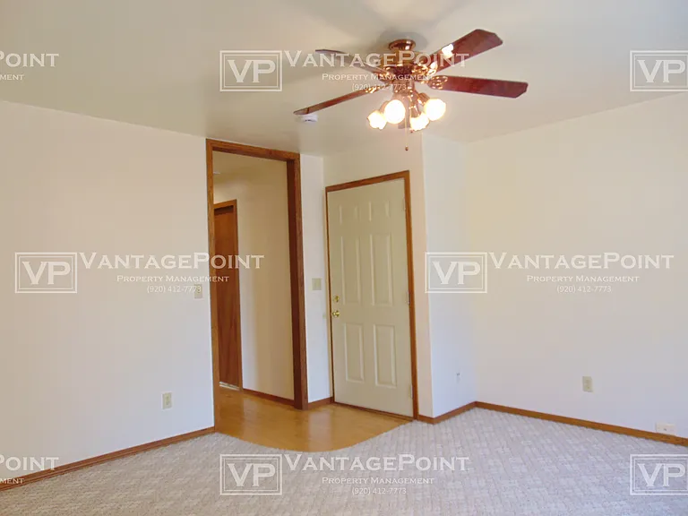 114 N Ontario St — Photo 5
