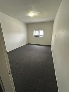 1298 Hastings St E #6 — Photo 9