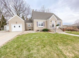 1358 5th St #1, Brookings, SD 57006