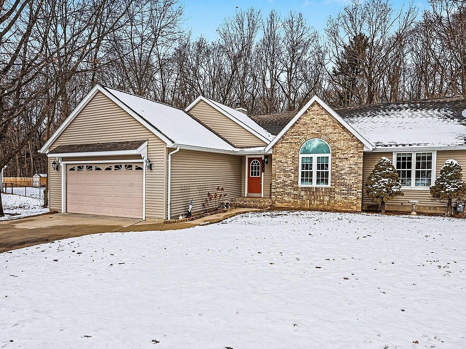 1st image of 32282 Pinedale Ln