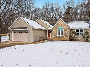 32282 Pinedale Ln, Gobles, MI 49055