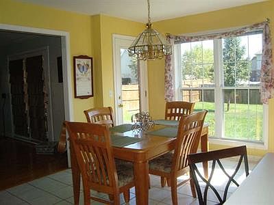 3rd image of 2544 Oak Trail Dr