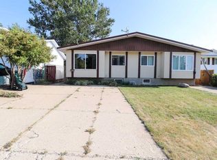 71 Laval Blvd W, Lethbridge, AB T1K 4E1