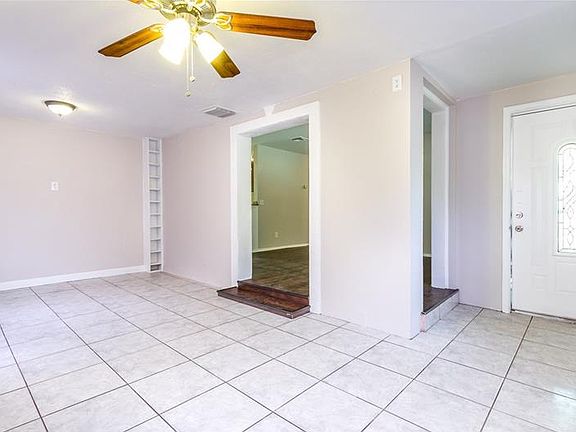5th image of 2404 Nansen Ave