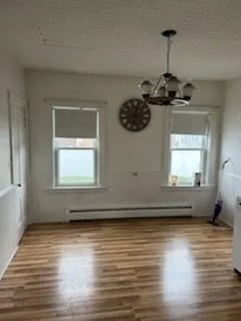 33 Alder St #B — Photo 7